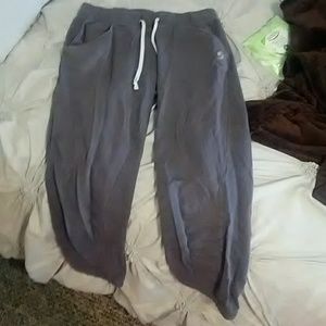 Soffe capri pants perriwinkle